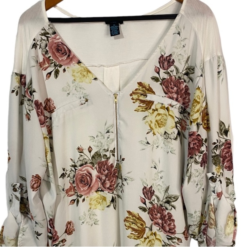 Rue21 Long Convertible Sleeve Full Zip Top Blouse Women’s Size 3X Floral Rose - Picture 3 of 9